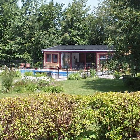 Auberge De Lotbiniere Bed & Breakfast エクステリア 写真