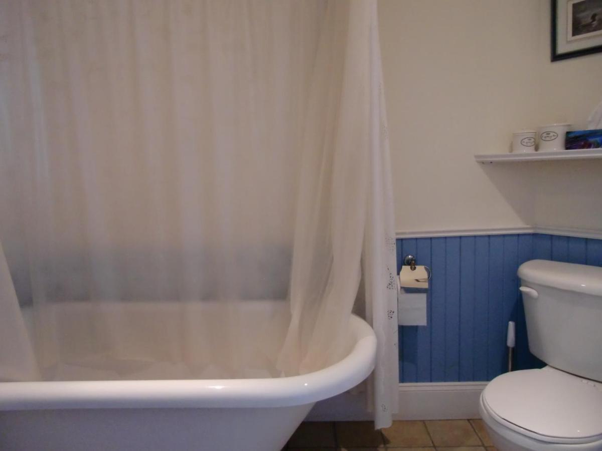 Auberge De Lotbiniere Bed & Breakfast エクステリア 写真